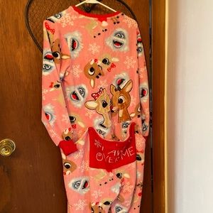 Size Medium women’s Christmas onsie. Only worn 4 times